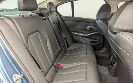 BMW 3 серия, 2025 год, 5 930 000 рублей, 13 фотография