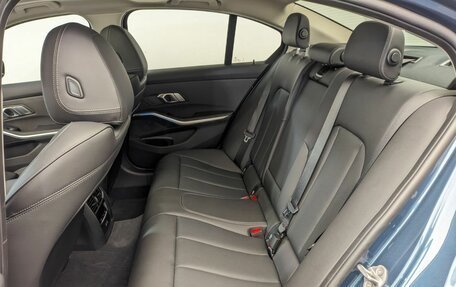 BMW 3 серия, 2025 год, 5 930 000 рублей, 12 фотография