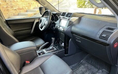 Toyota Land Cruiser Prado 150 рестайлинг 2, 2014 год, 4 200 000 рублей, 9 фотография