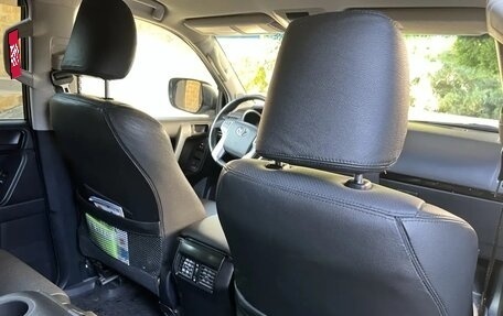 Toyota Land Cruiser Prado 150 рестайлинг 2, 2014 год, 4 200 000 рублей, 4 фотография