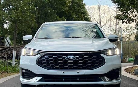 Ford Escort, 2022 год, 880 000 рублей, 2 фотография
