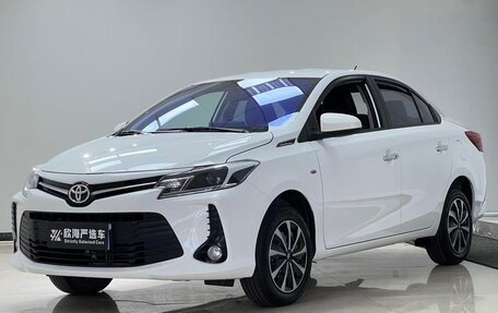 Toyota Vios III, 2022 год, 940 000 рублей, 3 фотография