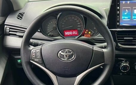 Toyota Vios III, 2022 год, 940 000 рублей, 8 фотография