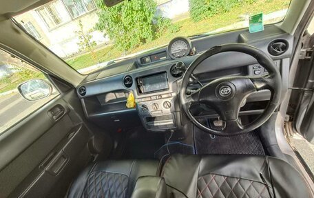 Toyota bB I рестайлинг, 2002 год, 300 000 рублей, 7 фотография