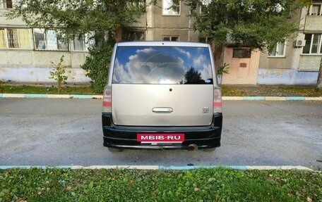 Toyota bB I рестайлинг, 2002 год, 300 000 рублей, 5 фотография