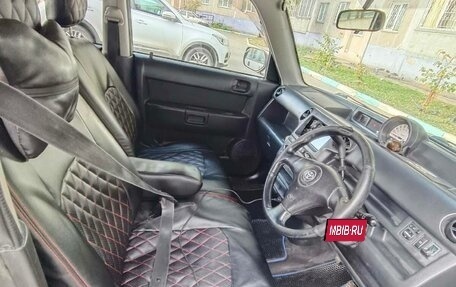 Toyota bB I рестайлинг, 2002 год, 300 000 рублей, 8 фотография