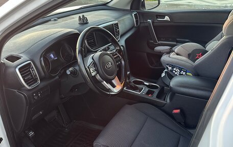 KIA Sportage IV рестайлинг, 2020 год, 2 300 000 рублей, 7 фотография