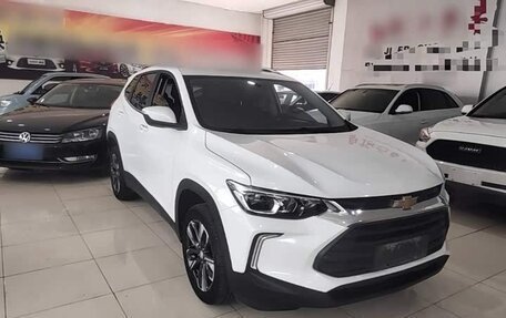 Chevrolet Tracker, 2021 год, 950 000 рублей, 3 фотография