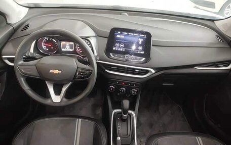 Chevrolet Tracker, 2021 год, 950 000 рублей, 9 фотография