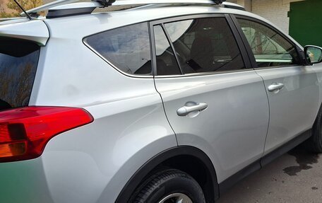 Toyota RAV4, 2013 год, 1 900 000 рублей, 2 фотография