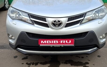 Toyota RAV4, 2013 год, 1 900 000 рублей, 5 фотография