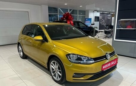 Volkswagen Golf VII, 2018 год, 1 599 000 рублей, 3 фотография