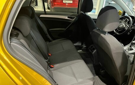 Volkswagen Golf VII, 2018 год, 1 599 000 рублей, 20 фотография