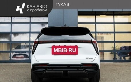 Geely Atlas, 2024 год, 2 700 000 рублей, 4 фотография