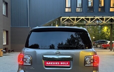 Nissan Patrol, 2012 год, 2 750 000 рублей, 3 фотография