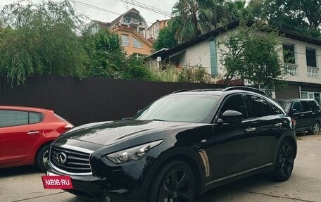 Infiniti QX70, 2014 год, 3 030 000 рублей, 2 фотография