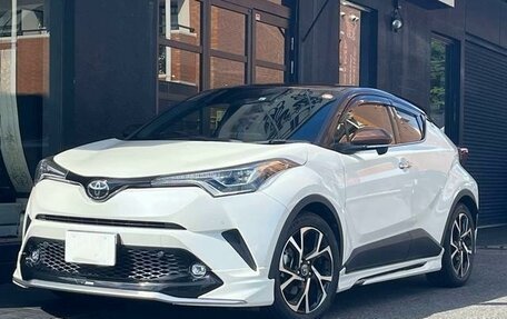 Toyota C-HR I рестайлинг, 2023 год, 1 619 000 рублей, 1 фотография