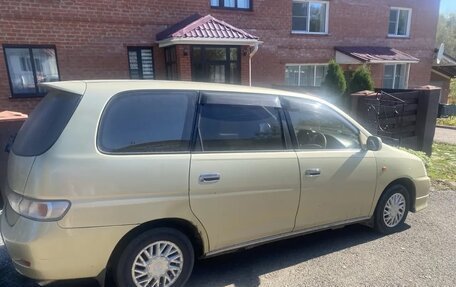 Toyota Gaia, 2000 год, 400 000 рублей, 1 фотография