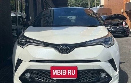 Toyota C-HR I рестайлинг, 2023 год, 1 619 000 рублей, 3 фотография