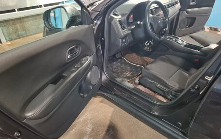 Honda Vezel, 2020 год, 1 900 000 рублей, 7 фотография