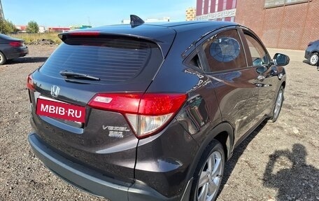 Honda Vezel, 2020 год, 1 900 000 рублей, 5 фотография