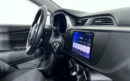 KIA Rio IV, 2021 год, 1 670 000 рублей, 17 фотография