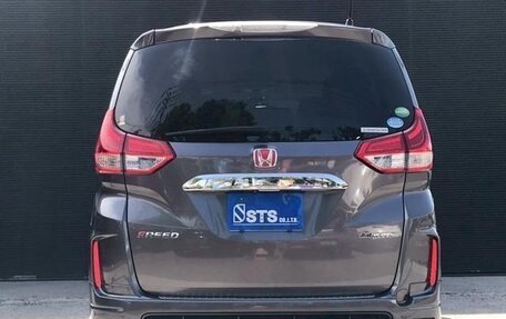 Honda Freed II, 2017 год, 1 220 000 рублей, 6 фотография