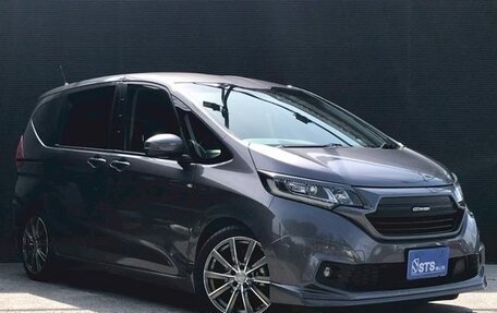 Honda Freed II, 2017 год, 1 220 000 рублей, 2 фотография
