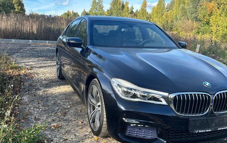 BMW 7 серия, 2017 год, 4 500 000 рублей, 10 фотография