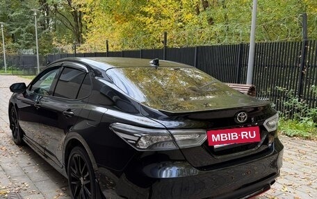 Toyota Camry, 2021 год, 4 000 000 рублей, 3 фотография