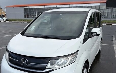 Honda Stepwgn IV, 2015 год, 1 700 000 рублей, 7 фотография
