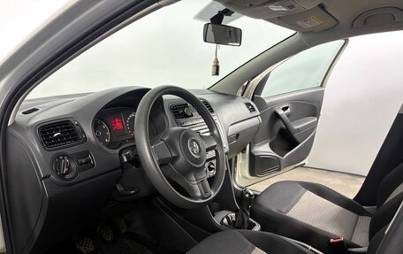 Volkswagen Polo VI (EU Market), 2013 год, 740 000 рублей, 9 фотография