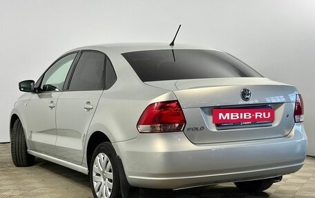 Volkswagen Polo VI (EU Market), 2013 год, 740 000 рублей, 3 фотография