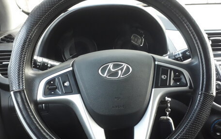 Hyundai Solaris II рестайлинг, 2013 год, 470 000 рублей, 6 фотография