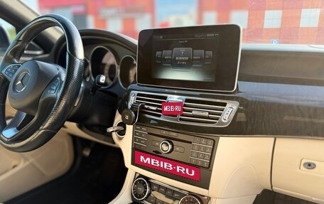 Mercedes-Benz CLS, 2015 год, 2 600 000 рублей, 2 фотография
