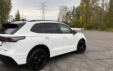 Volkswagen Tiguan, 2024 год, 5 300 000 рублей, 5 фотография