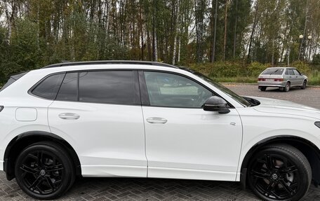 Volkswagen Tiguan, 2024 год, 5 300 000 рублей, 4 фотография