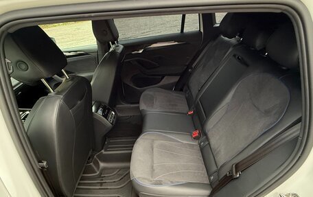 Volkswagen Tiguan, 2024 год, 5 300 000 рублей, 17 фотография