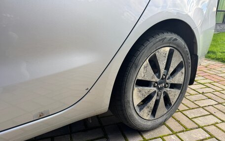 KIA Rio III рестайлинг, 2013 год, 880 000 рублей, 11 фотография