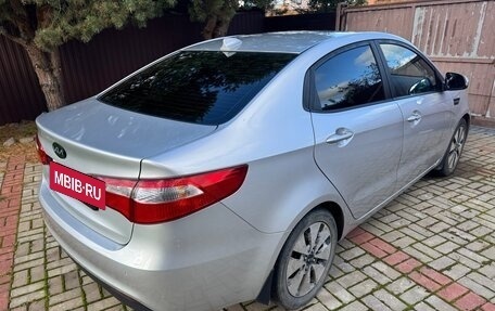 KIA Rio III рестайлинг, 2013 год, 880 000 рублей, 5 фотография