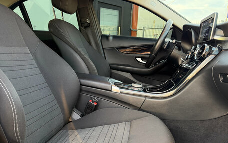 Mercedes-Benz C-Класс, 2016 год, 1 800 000 рублей, 23 фотография