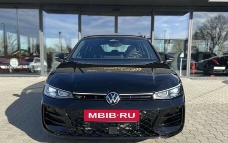 Volkswagen Passat, 2026 год, 4 360 000 рублей, 2 фотография
