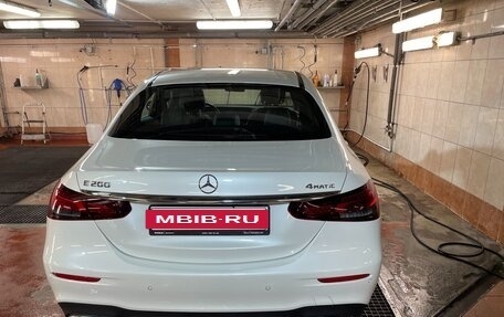Mercedes-Benz E-Класс, 2021 год, 5 350 000 рублей, 2 фотография