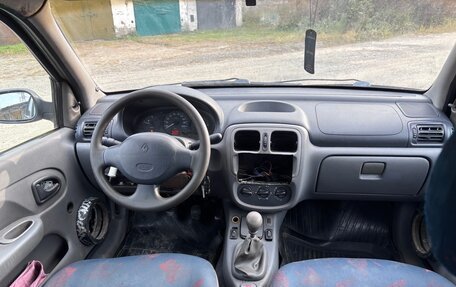 Renault Clio III, 2001 год, 130 000 рублей, 13 фотография