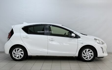 Toyota Aqua I, 2015 год, 899 000 рублей, 7 фотография