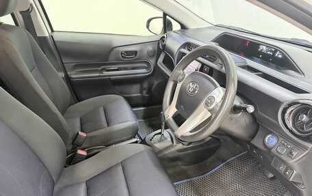 Toyota Aqua I, 2015 год, 899 000 рублей, 11 фотография