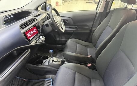 Toyota Aqua I, 2015 год, 899 000 рублей, 18 фотография