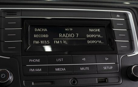 Volkswagen Caravelle T6 рестайлинг, 2016 год, 4 250 000 рублей, 13 фотография