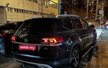 Volkswagen Teramont I, 2018 год, 2 860 000 рублей, 9 фотография