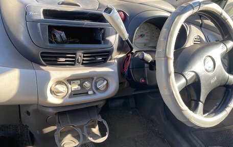 Nissan Tino, 2002 год, 220 000 рублей, 8 фотография